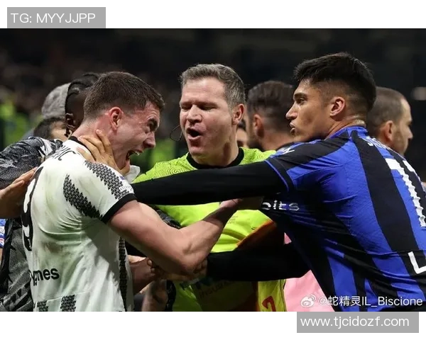 法尔克透露拜仁冬窗不追弗拉霍维奇尤文报价从1500万欧起步 法尔克透露拜仁冬窗不追弗拉霍维奇尤文报价从1500万欧起步