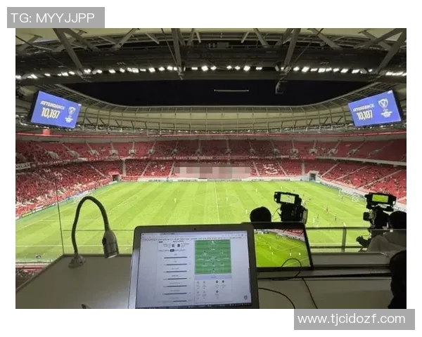 半场战报傅欢乌龙助攻相马勇纪破门上海海港暂时0射正落后町田泽维亚0-2