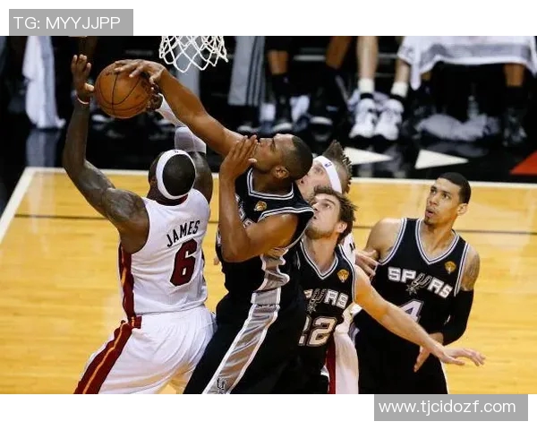 米奇约翰逊透露卡斯尔回归无望认为他未遭重伤 米奇约翰逊透露卡斯尔回归无望认为他未遭重伤