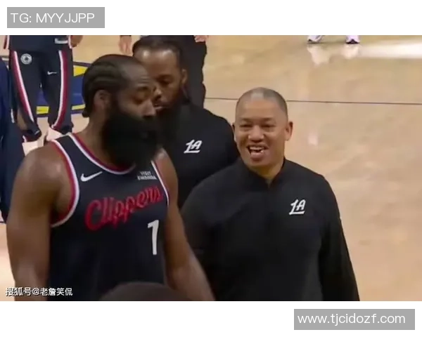 卢指导赞比尔对抗训练表现出色移动能力令人印象深刻