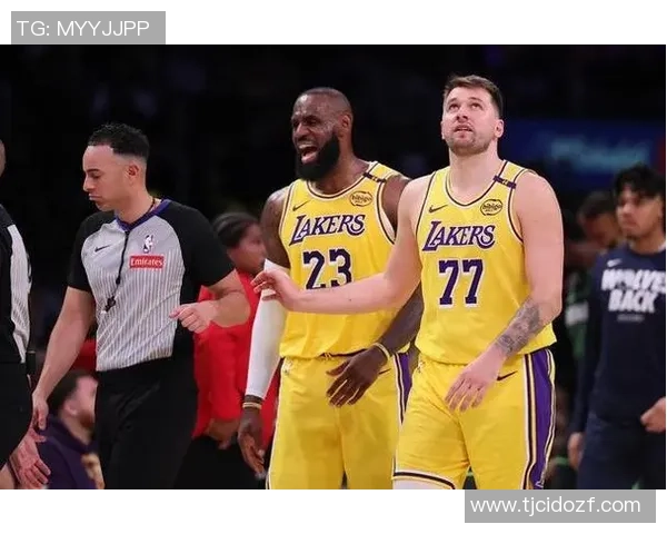 布朗调侃东詹登帝亚假摔现象表示愿意加入他们的行列