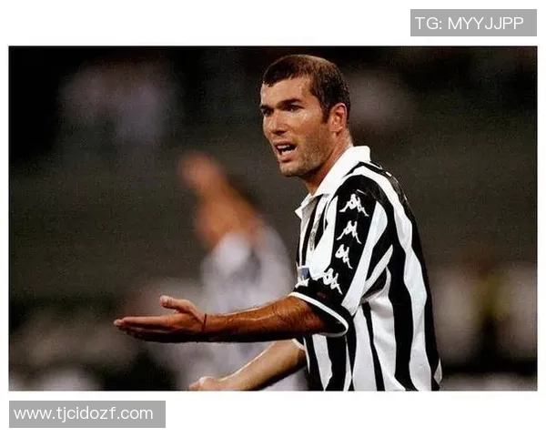 前助教揭秘帕尔默热爱曼联齐达内英语水平或成执教障碍