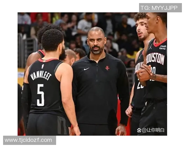 杜兰特谈乌度卡信任与自由空间期待为球队贡献更多力量