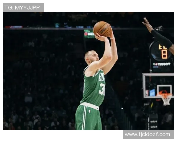 马祖拉称赞怀特防守全面表现出色角色在球队中愈发重要